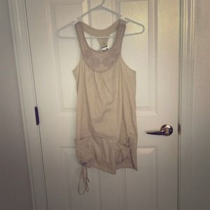 Tan pull over summer dress with pockets