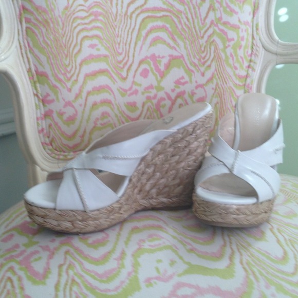 Summer wedges