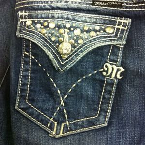 Miss Me Size 31 Gorgeous 🌺🌺🌺🌺Needs button