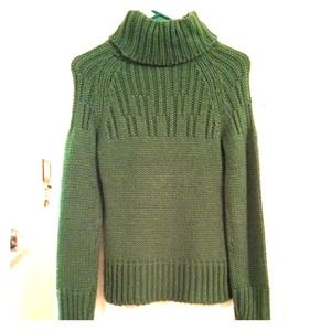 Green cable knit turtle neck