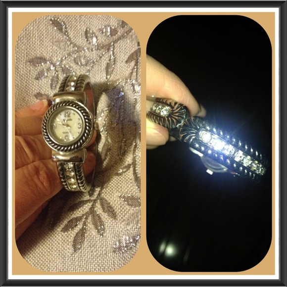 Beautiful watch - Picture 4 of 4