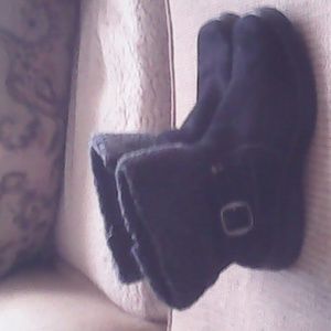 Black seude ankle boots