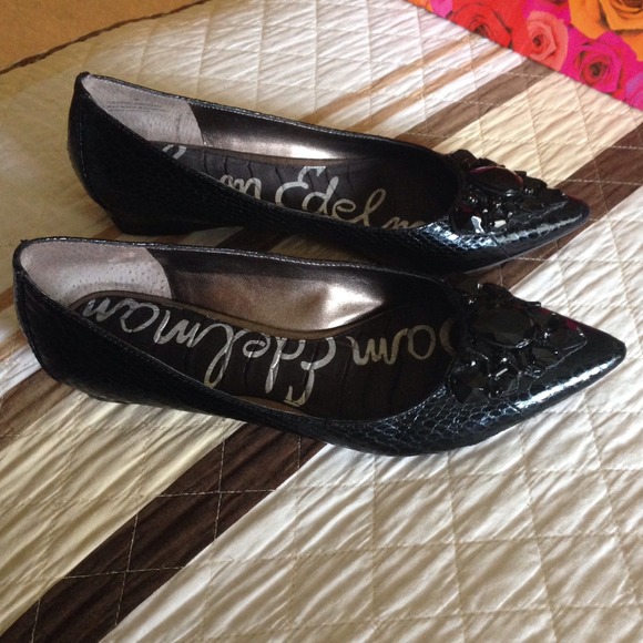 Beautiful shoes, only wore once!