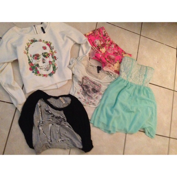 BUNDLE🎀🎀🎀💕 for Ashley!!(: