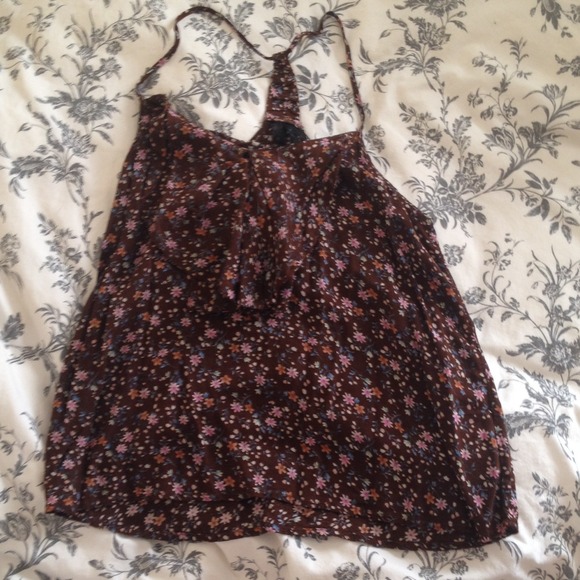 💋SOLD💋 Floral Tank