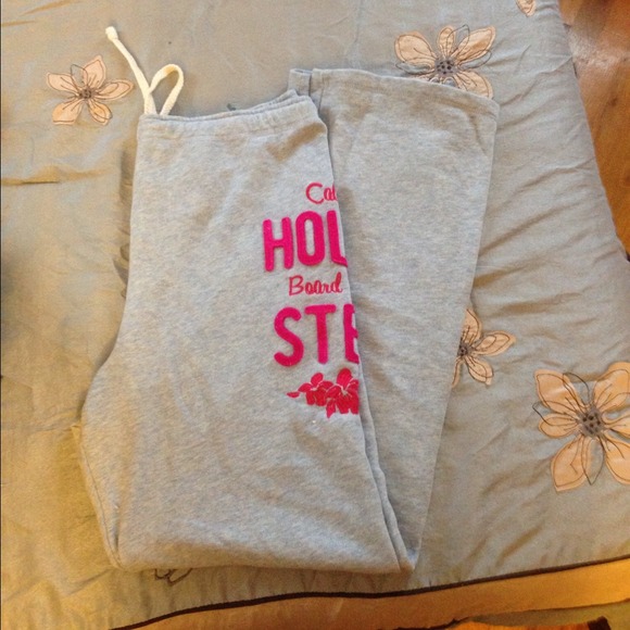 Hollister sweats