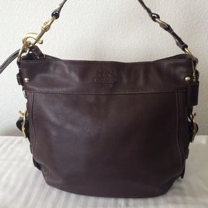 💯AUTHENTIC Coach shoulder handbag