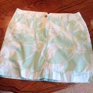 Perfect for summer! Lovely skort.