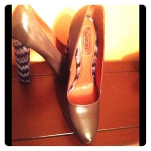 Missoni heels size 8 price negiotable