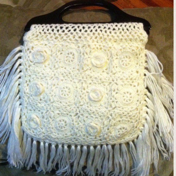 White Crocheted Bag W/ Swarovski Crystal Beads✨✨✨✨ - Picture 4 of 4