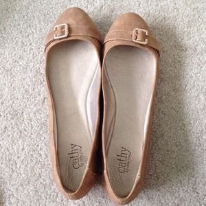 Cathy Jean buckle flats