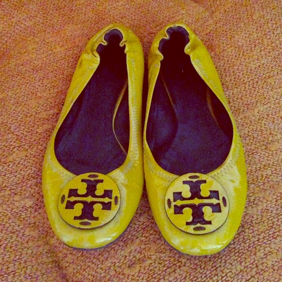 💟Reduction!Tory Burch Yellow Reva flats patent