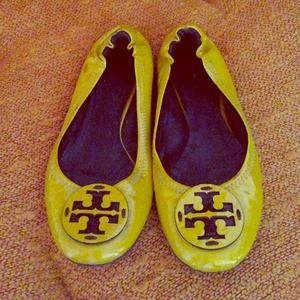 💟Reduction!Tory Burch Yellow Reva flats patent