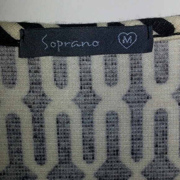 *REDUCED* Geo Print Party dress - Picture 2 of 2