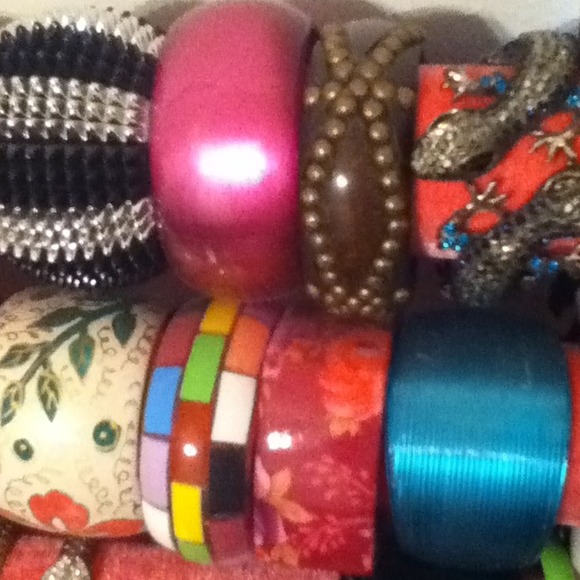 Bracelets - Picture 2 of 3