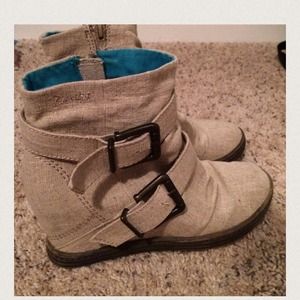 Hidden Wedged Booties