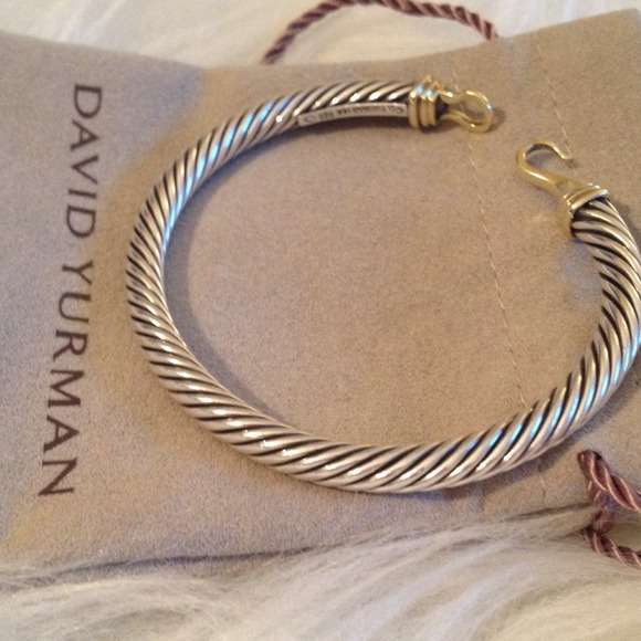 🎉HP Authentic David Yurman Cable Buckle Bracelet - Picture 4 of 4