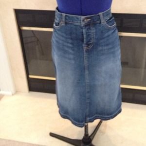 Denim skirt