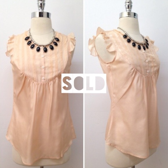 ❌Sold❌F21 | silk blouse