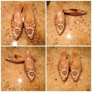 SOLD🎉Beautiful shoes