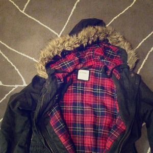 Old Navy  Forest Green Parka w Red Flannel Lining