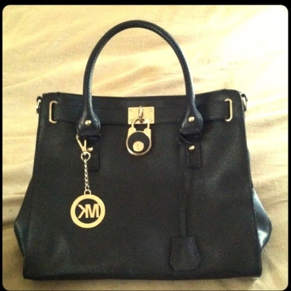 MK SYLE HANDBAG