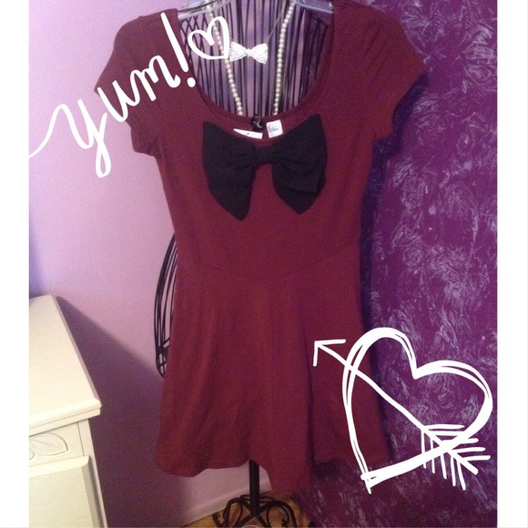 Burgundy Dress/Tunic with black bow :)