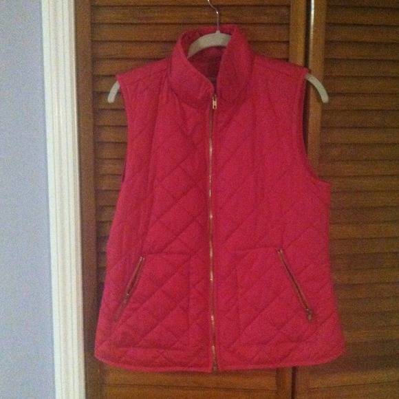 Hot pink, quilted vest!
