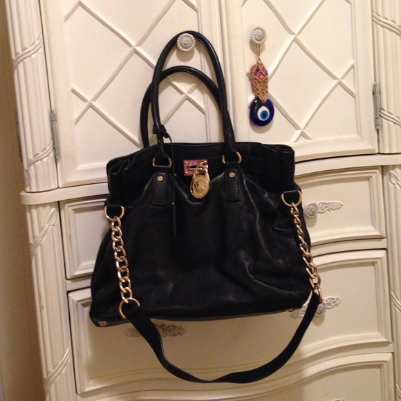 ✨✨SOLD!✨✨Michael kors black large Hamilton bag - Picture 2 of 4
