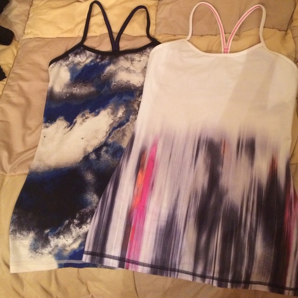 Lululemon Power Y tanks