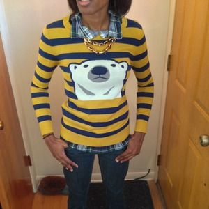 Forever 21 Sweaters - Polar bear and Lip Stain Sweater S/Yonce skirt sm Forever 21 Sweaters - Polar bear and Lip Stain Sweater S/Yonce skirt sm