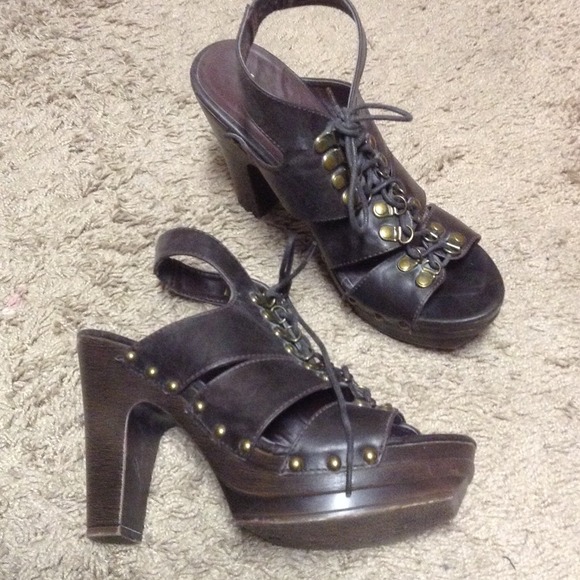 Laceup brown sandals