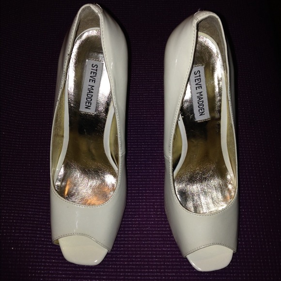 SteveMadden peep toe pumps - Picture 1 of 4