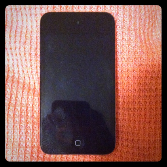 IPod touch 4th generation 8gb barley used