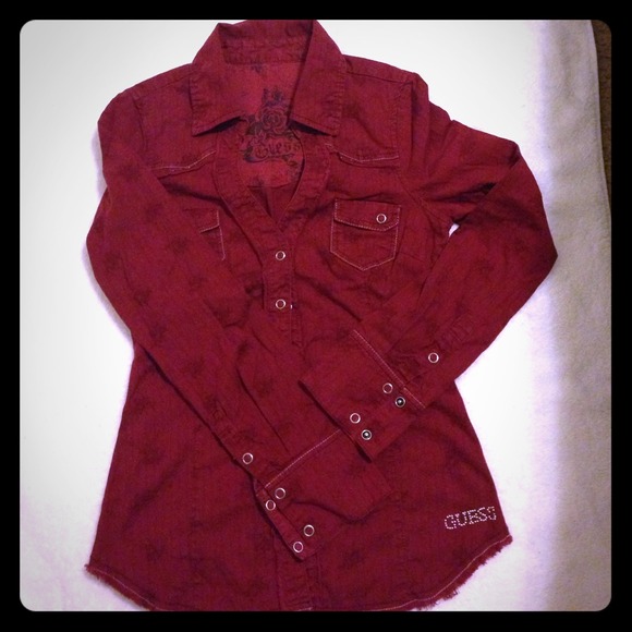 Guess long sleeve button up shirt