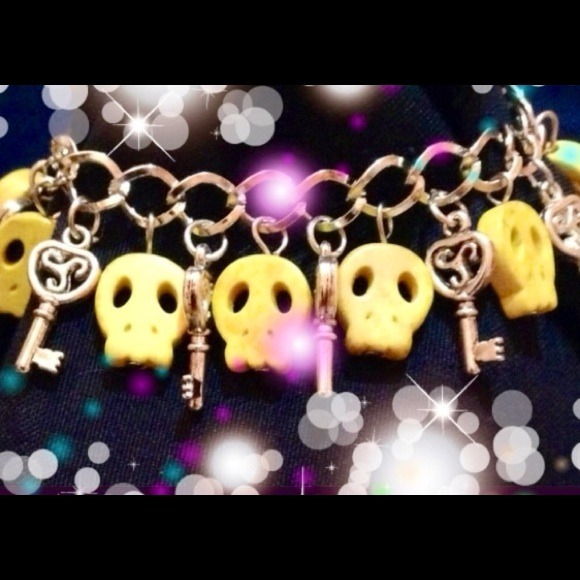 Bracelet