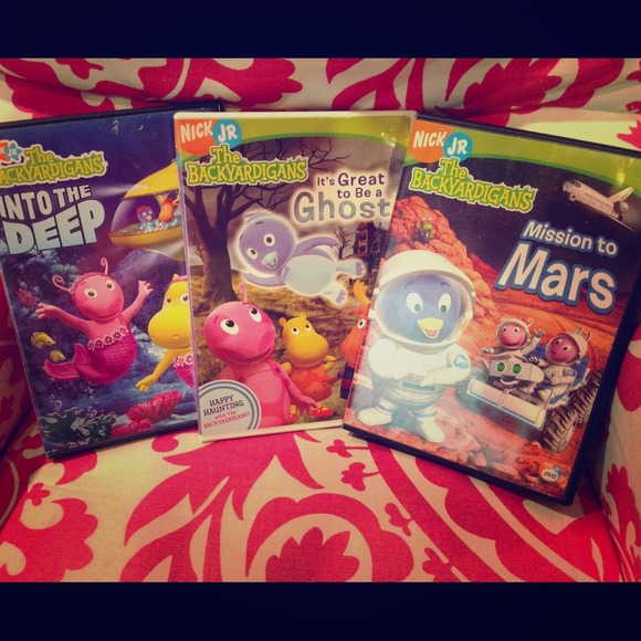 Backyardigans and Tigger & pooh Dvds💗 - Picture 1 of 2