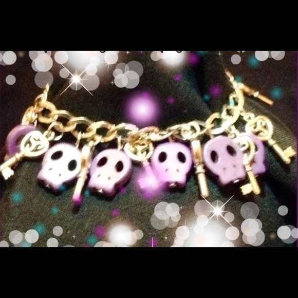 Bracelet