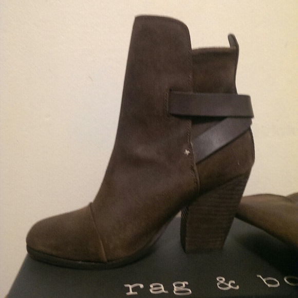 rag & bone Shoes - Brand new Rag & Bone Kinsey Boots