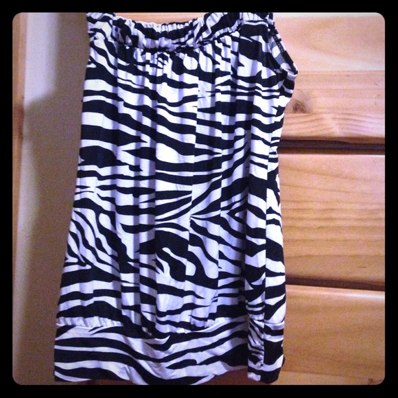 ❌SOLD Zebra Tank Top - Picture 1 of 1