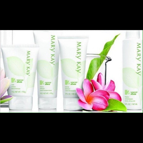 ⬇️Reduced⬇️ Mary Kay Botanical Effects Skin Care