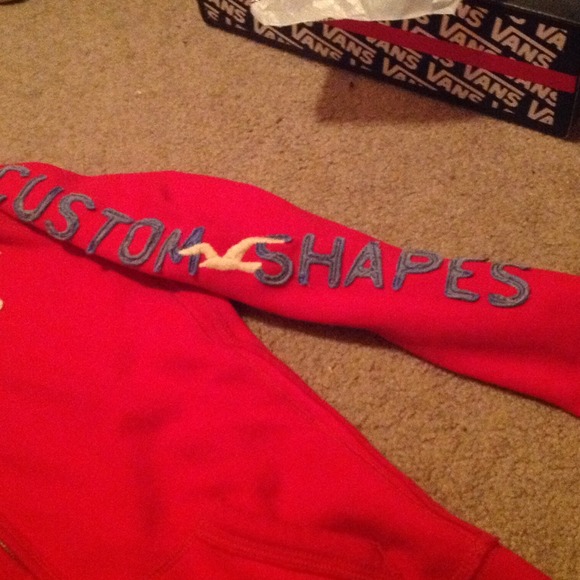 Hollister zip-up sweatshirt - Picture 2 of 3