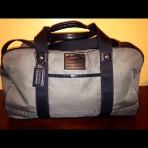 Unisex Authentic Coach Medium Duffle Bag