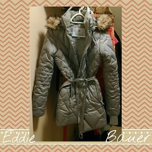 EDDIE BAUER | Hooded Down Jacket