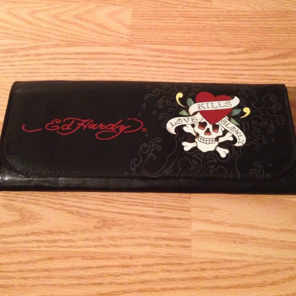Ed Hardy clutch