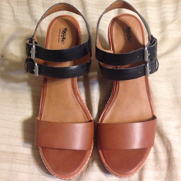 Reduced---Wedge sandal