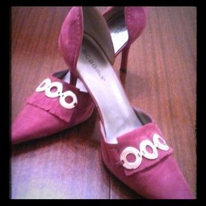 BC BG magenta pumps