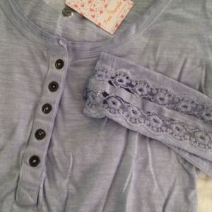 New FREE PEOPLE baby blue long sleeves shirt!😍
