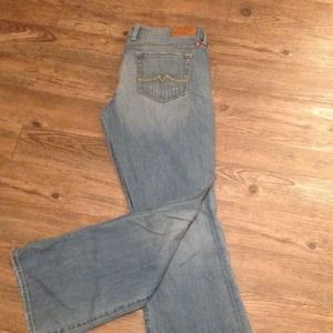 Lucky Jeans🚫sold🚫