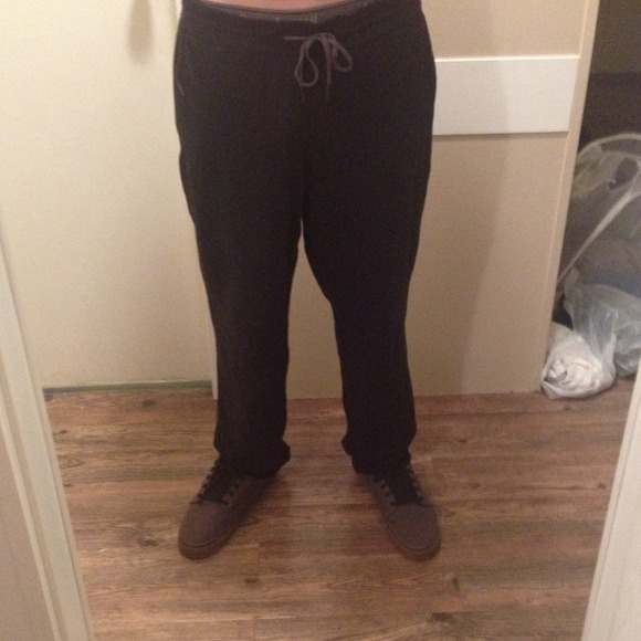 ‼️️REDUCED‼️Men's Lululemon athletic pants